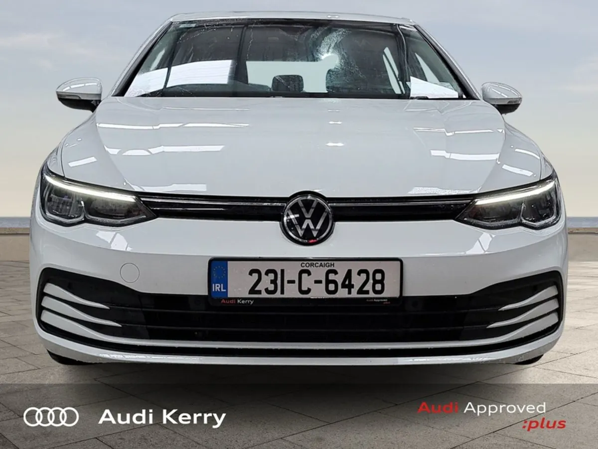 Volkswagen Golf Golf Life 1.0 TSI Mhev 110HP Cd13 - Image 2