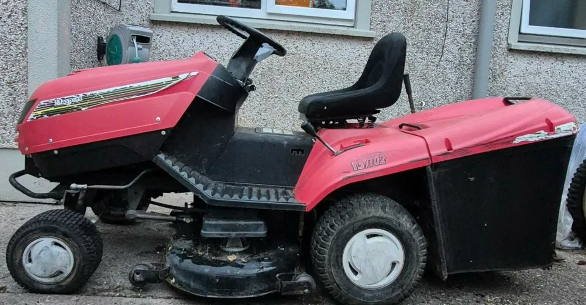Masport Ride On Lawnmower - Image 1