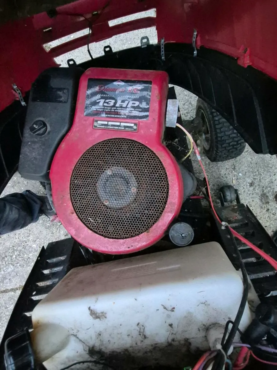 Masport Ride On Lawnmower - Image 3