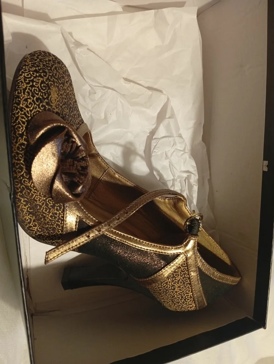 Ruby shoes - Image 2