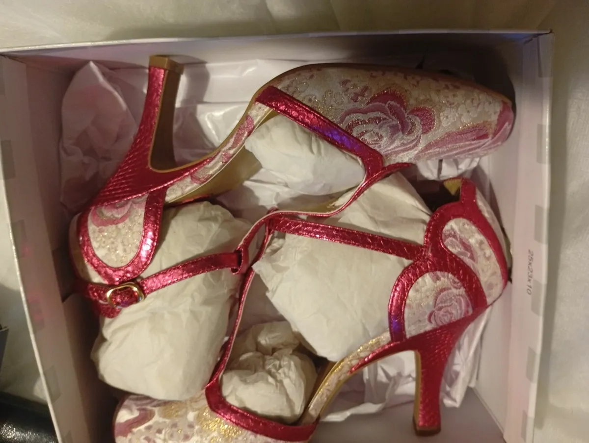 Ruby shoes - Image 1