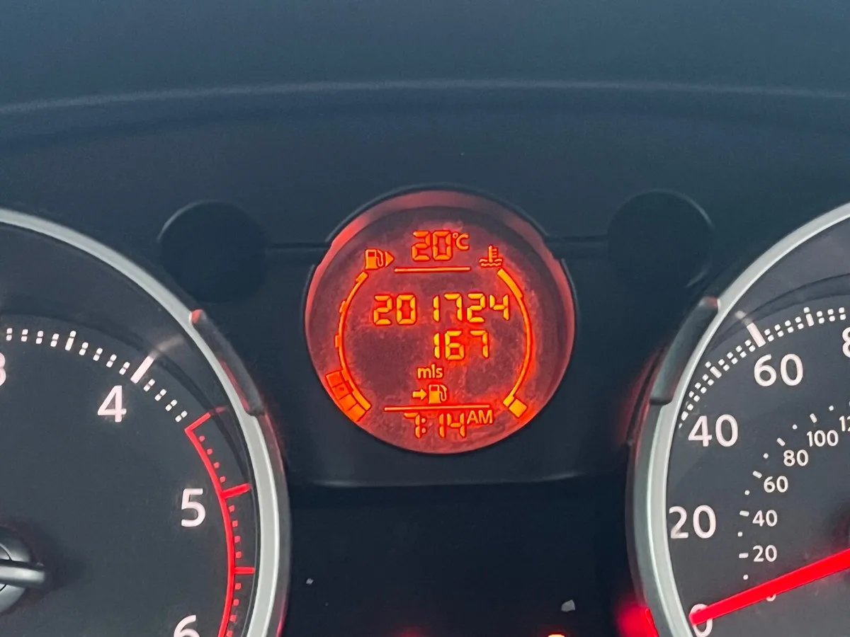 Nissan Qashqai 2010 - Image 1
