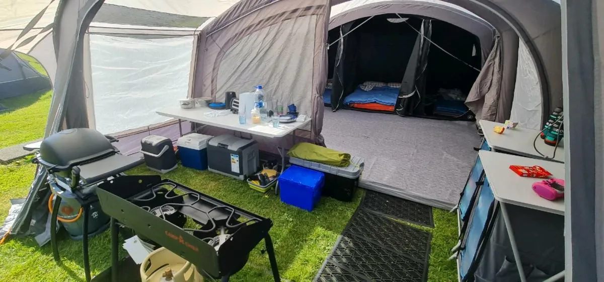 ANANTARA IV AIR 650XL
Tent with every extra - Image 4