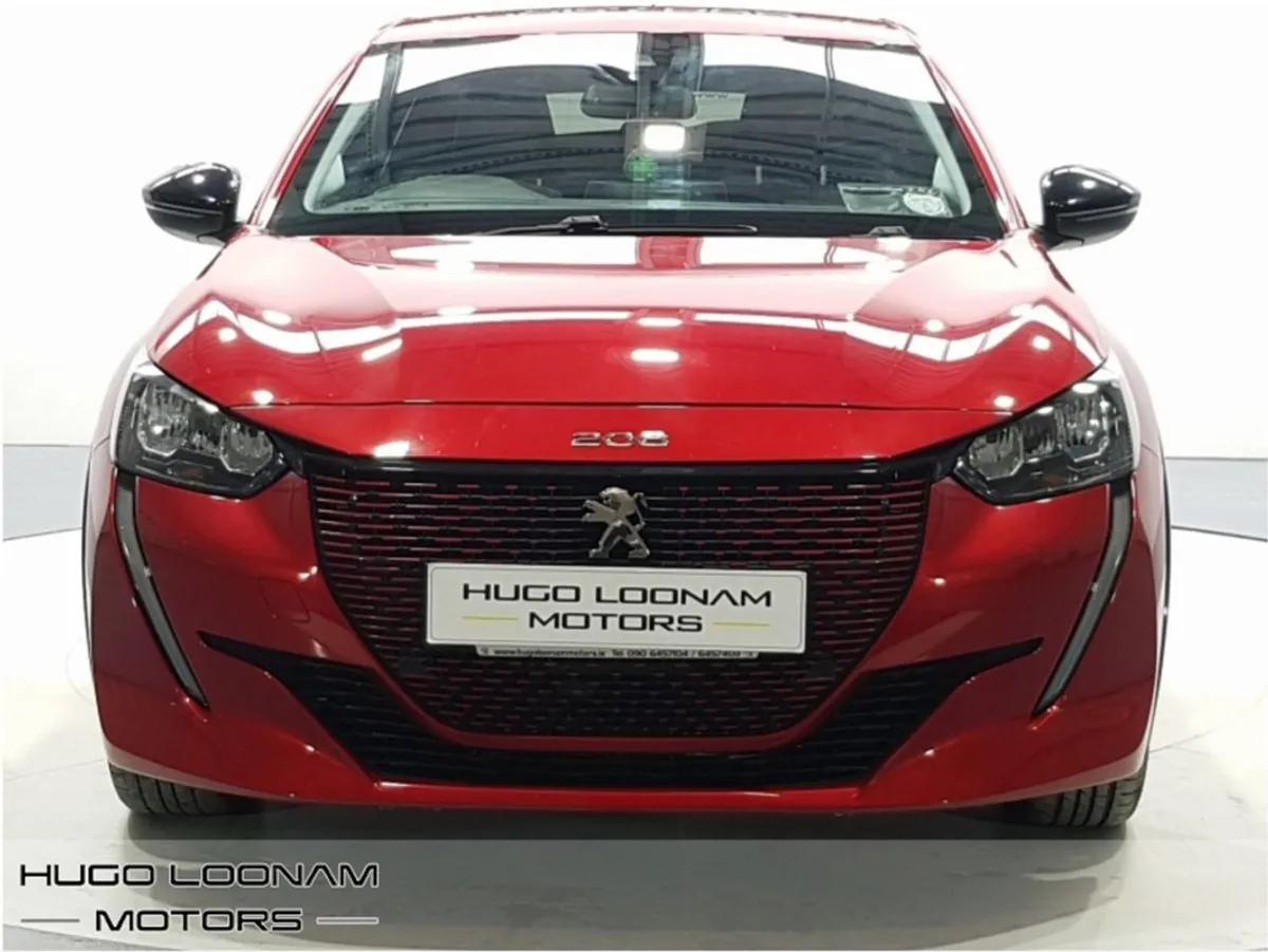 Peugeot 208 Allure Pack 136BHP 50 KWH 4DR - Image 2