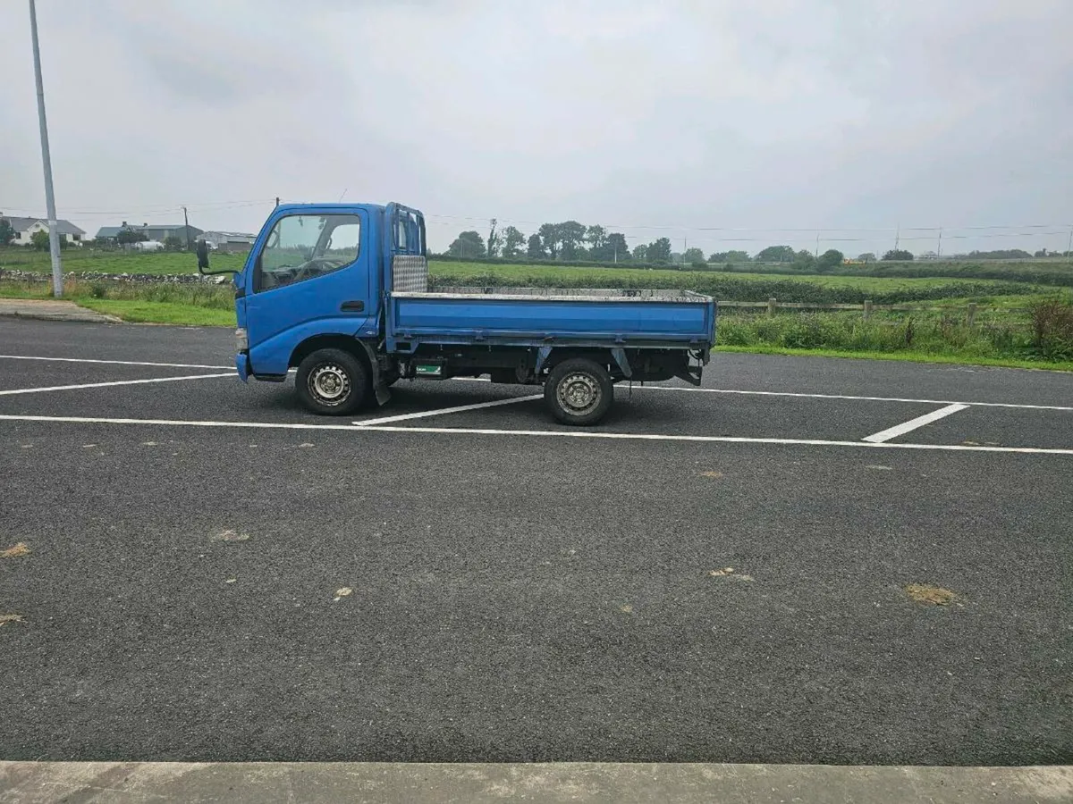 Toyota dyna - Image 3