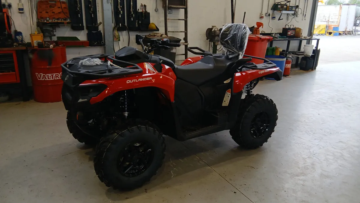 Can-am Outlander Max 700 - Image 1