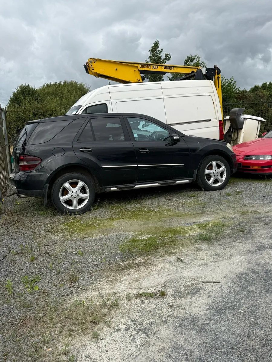 Merc ml320 - Image 1