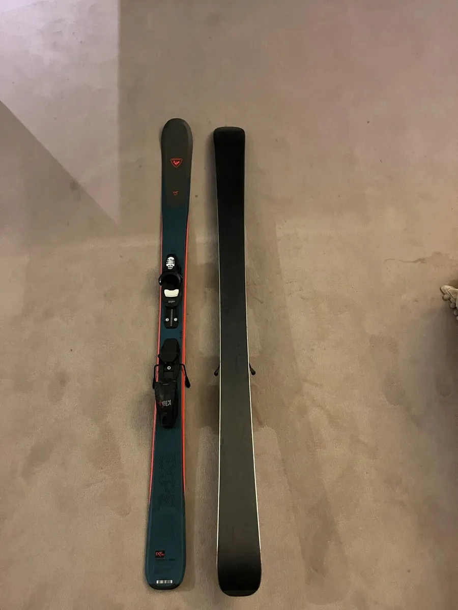 Skis - Image 4