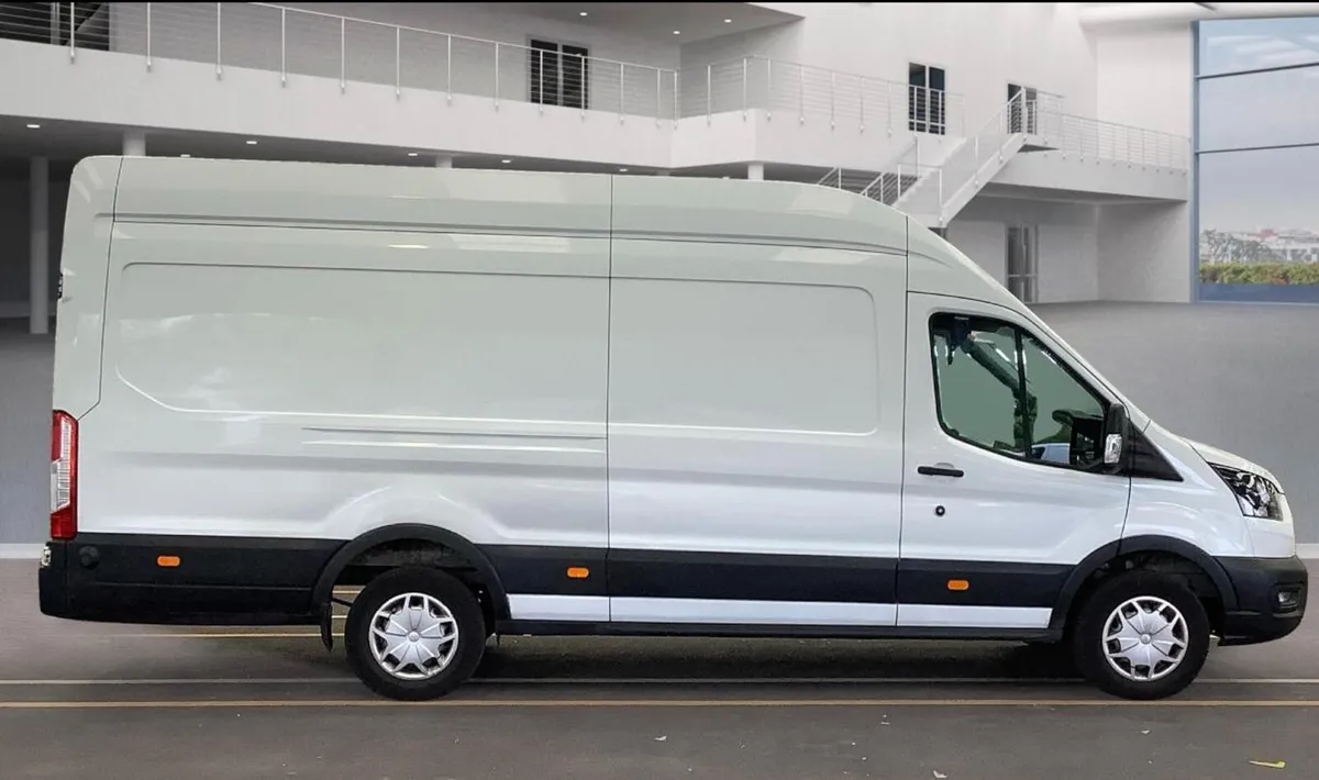 FORD TRANSIT 2.0 TDCI LH43, 2022 - Image 2