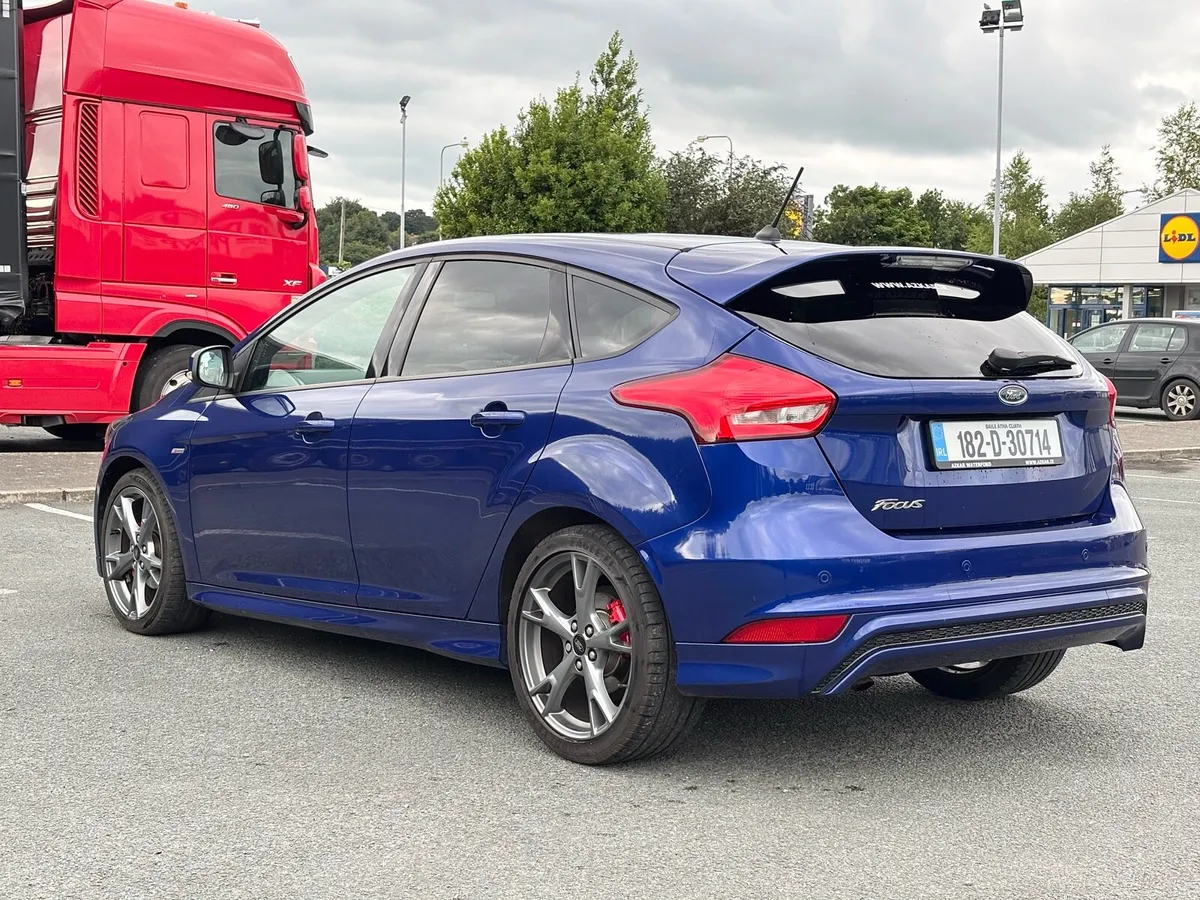 Ford Focus ST-Line 2018 1.5 TDCi - Image 4