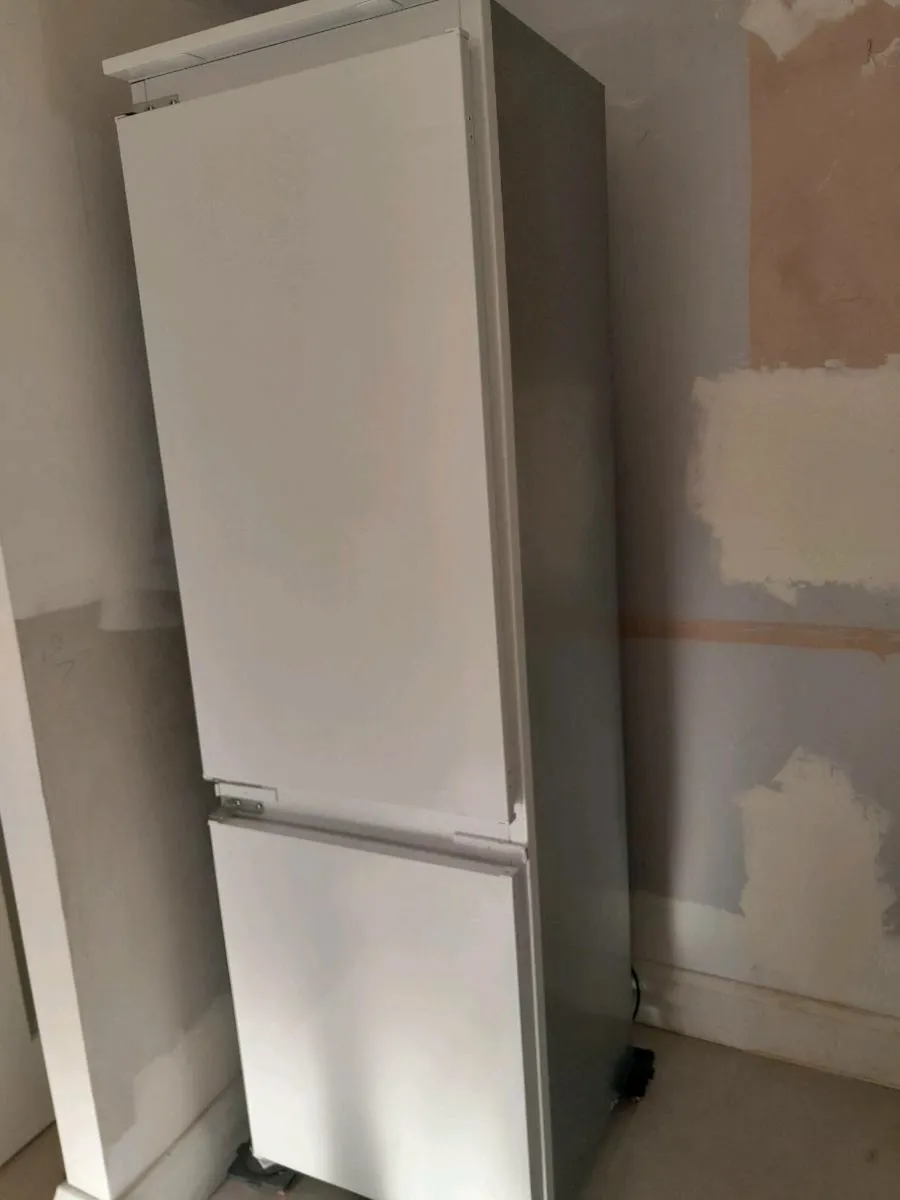 Fridge freezer - Image 1