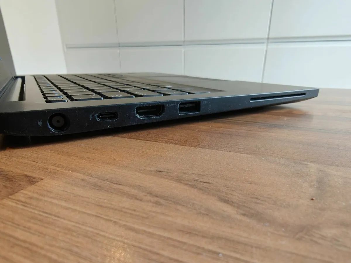DELL Latitude E7280 Laptop | INTEL i5 | 8GB | - Image 4