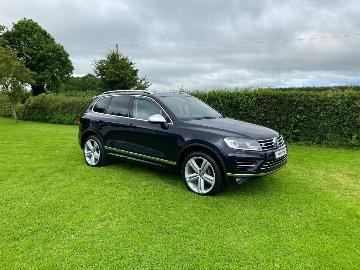 2018 Volkswagen Touareg R-line Low Kms - Image 1