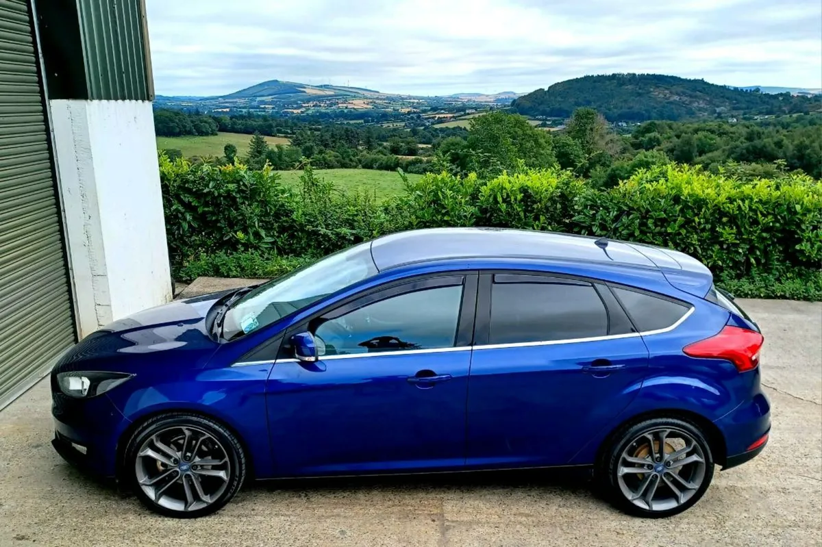 2017 (172) FORD FOCUS 1.5TDCI ☆TITANIUM ☆ - Image 4