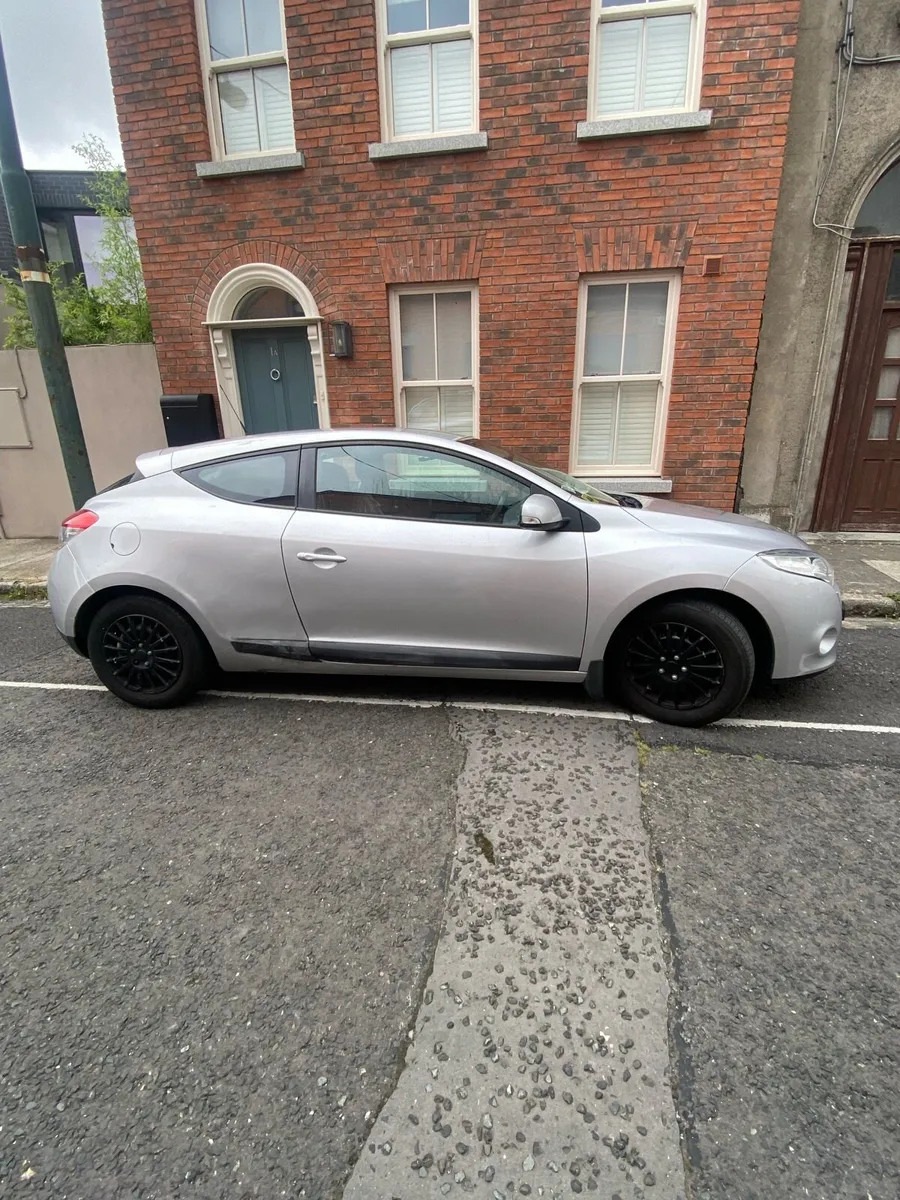 Renault Megane coupe 1.5L - Image 2