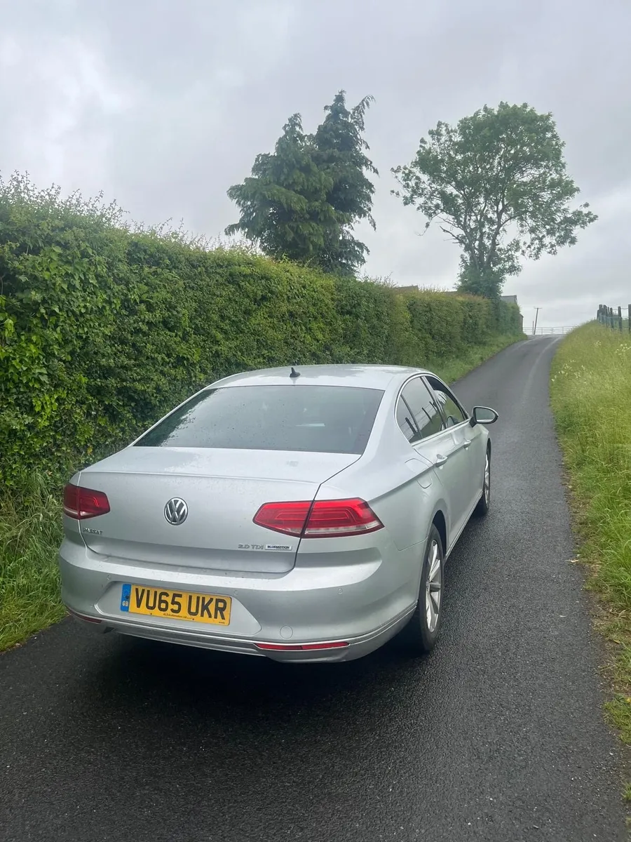Volkswagen Passat 2015 - Image 4
