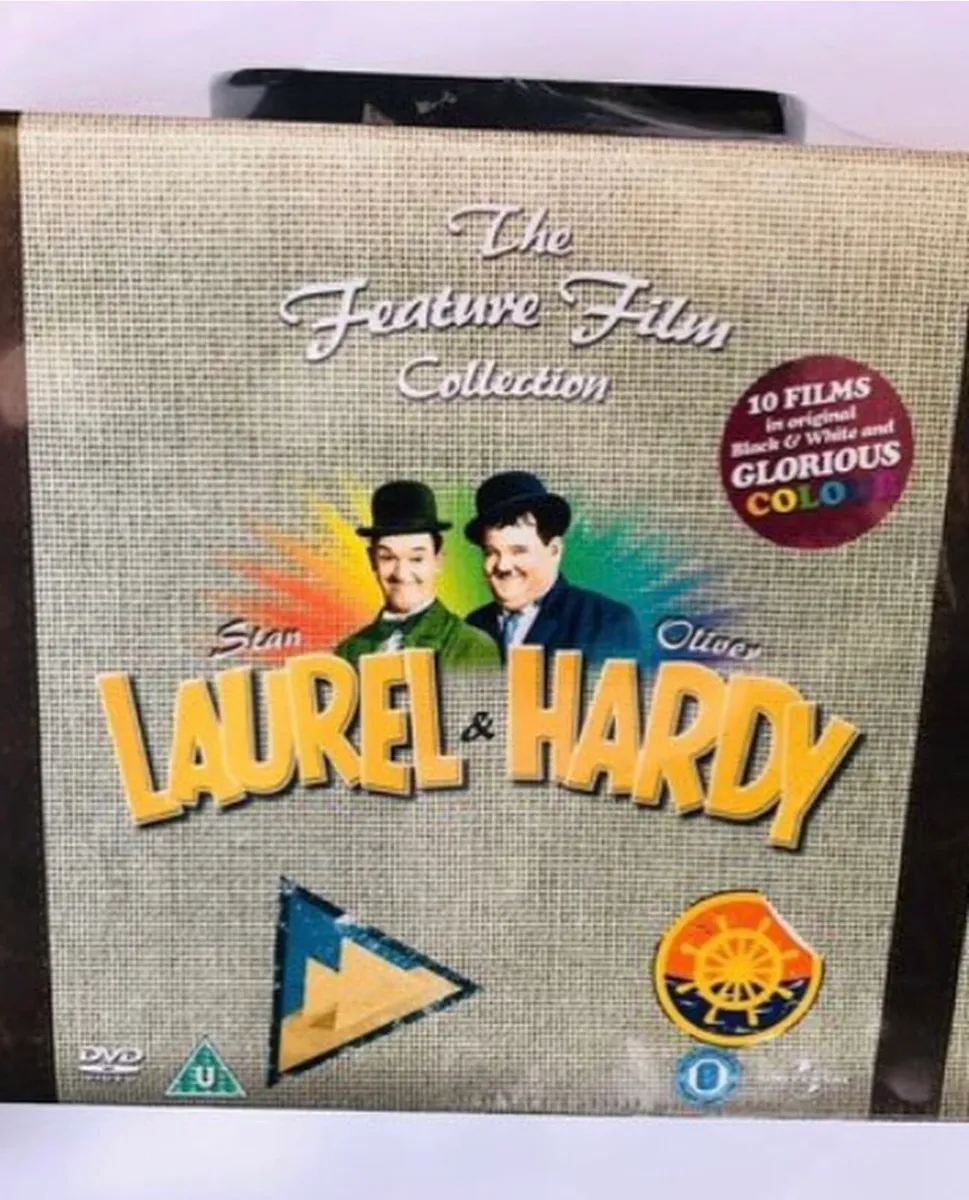 LAUREL & HARDY box set - Image 1