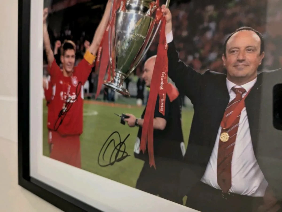 Liverpool FC Steven Gerrard and Rafa Benitez dual - Image 2
