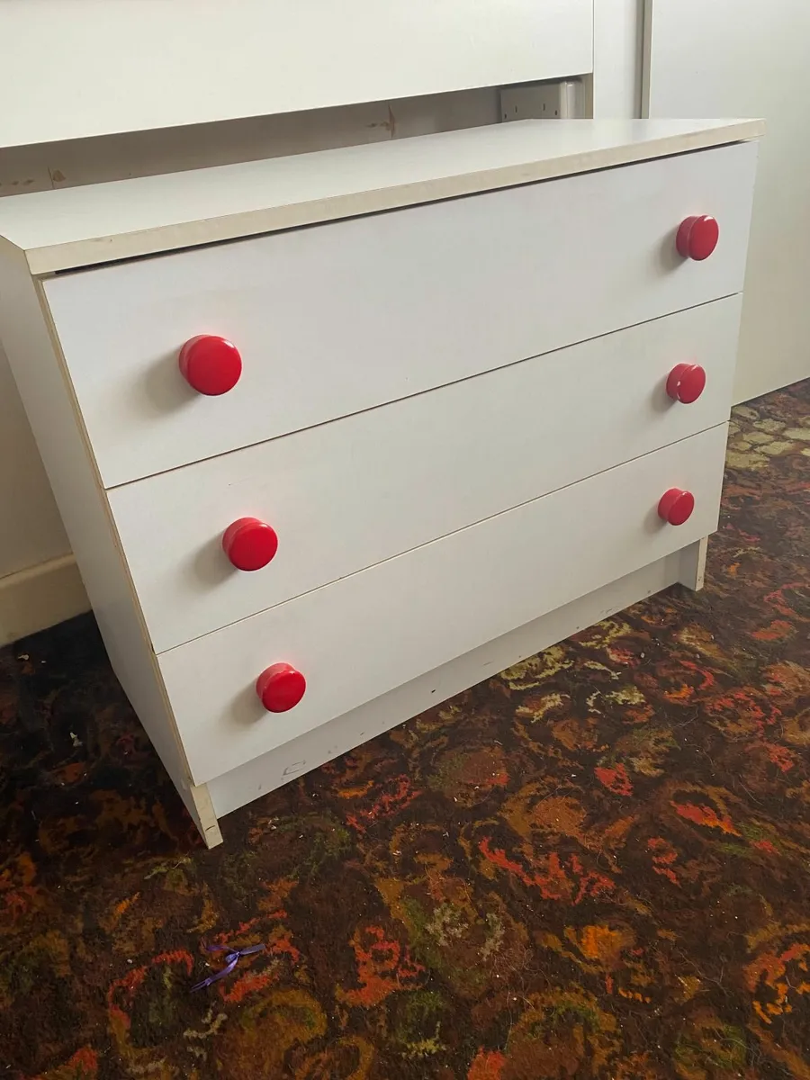 White 3-drawer chest - Image 1