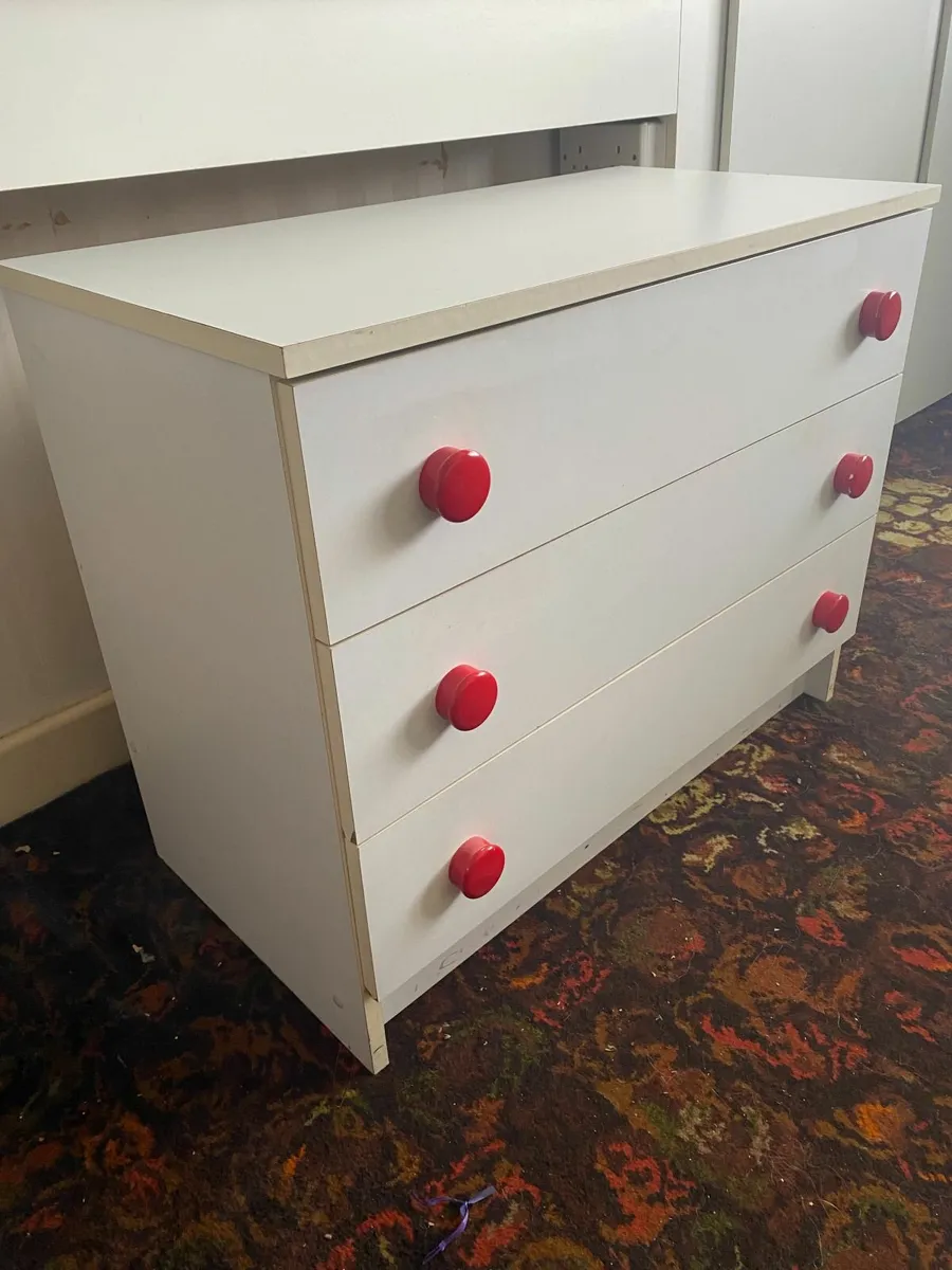 White 3-drawer chest - Image 2