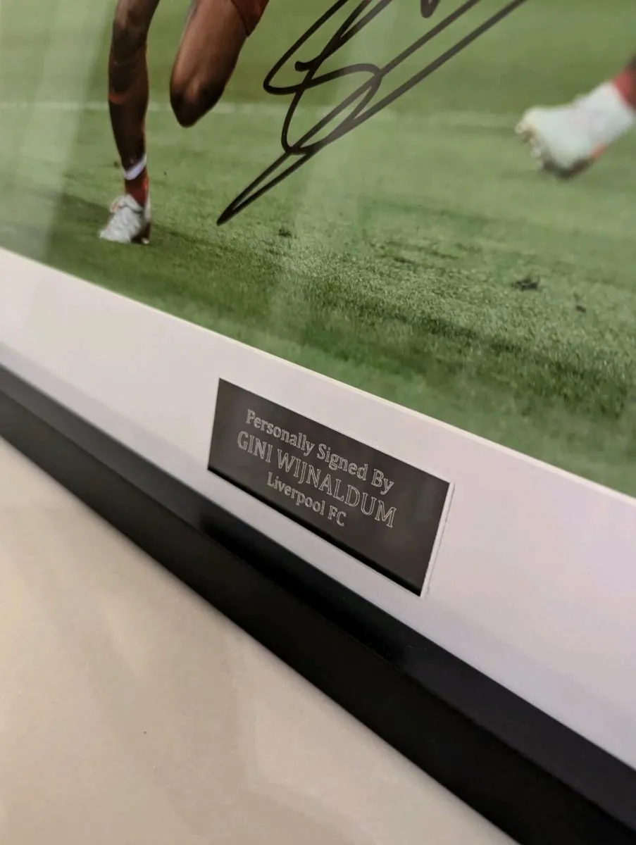 Gini Wijnaldum Liverpool FC signed 16" x 12" photo - Image 2