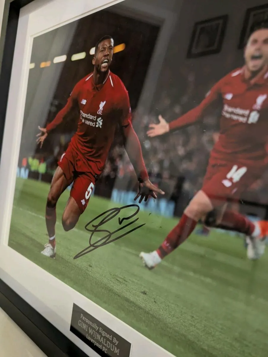 Gini Wijnaldum Liverpool FC signed 16" x 12" photo - Image 3