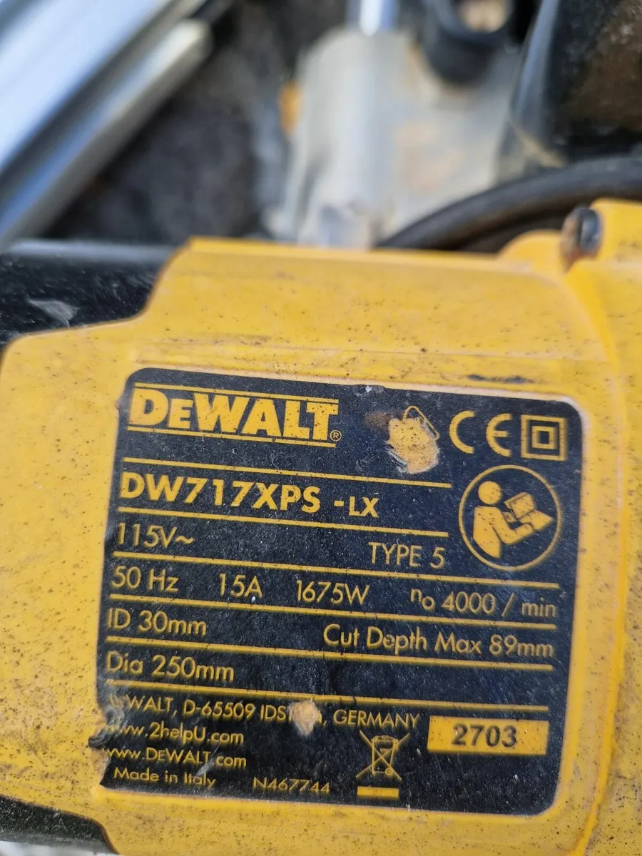 Dewalt mitre saw - Image 2