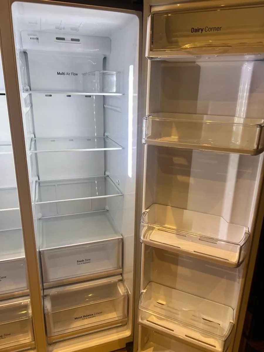 LG American style fridge freezer - Image 4