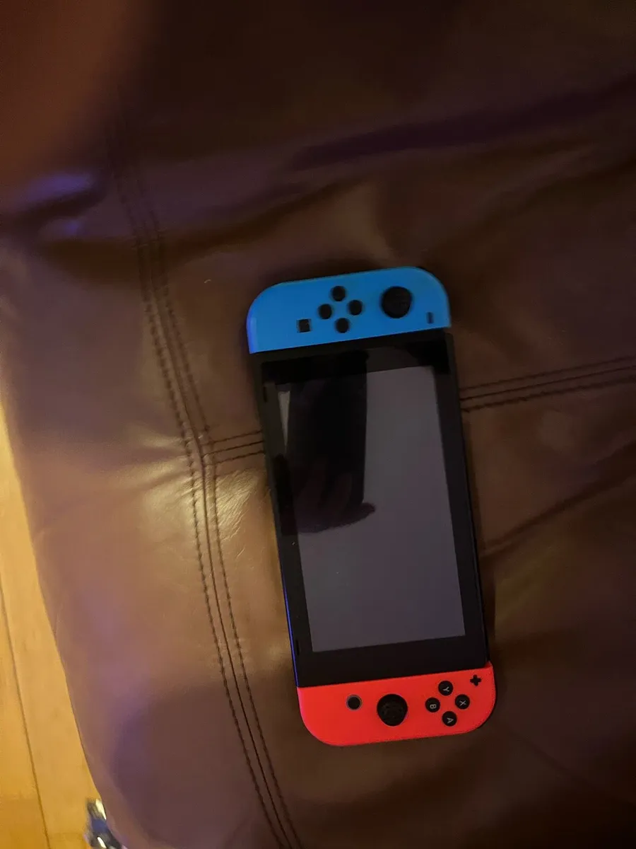 Nintendo switch - Image 4