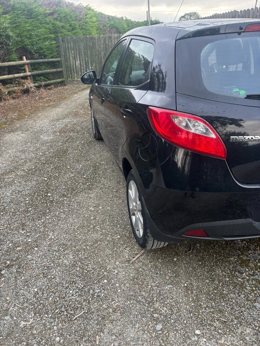 Mazda 2 - Image 3