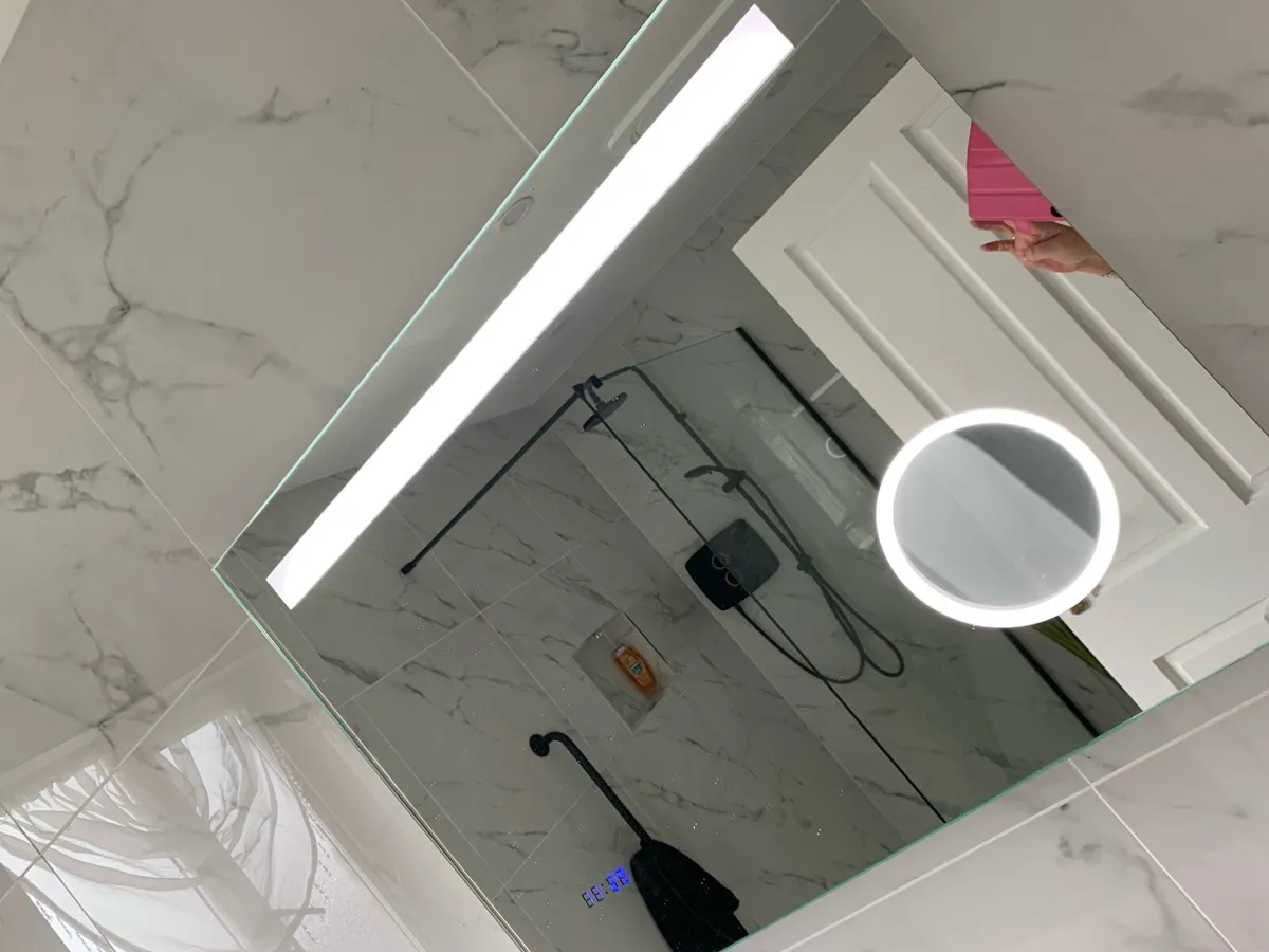 Bathroom Mirror - Image 4