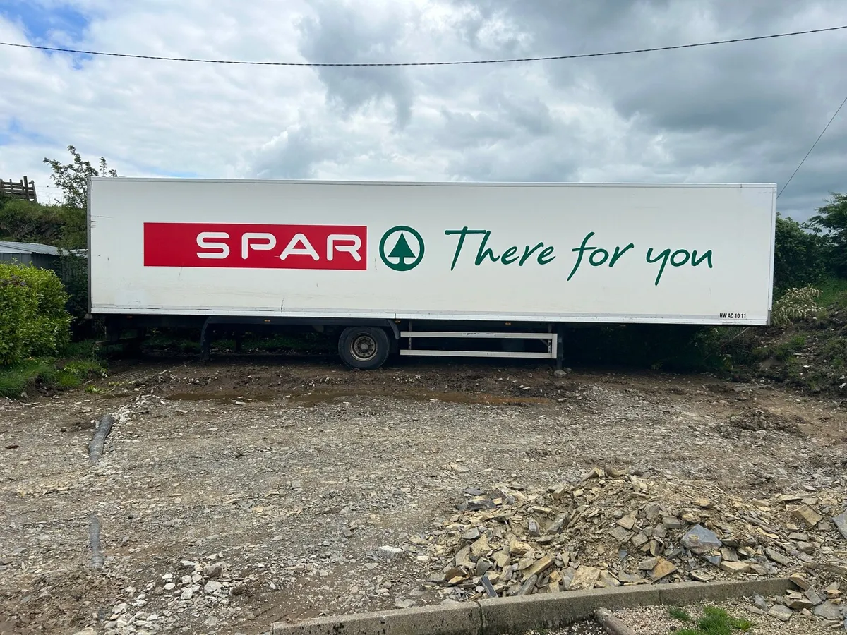 45’ storage container