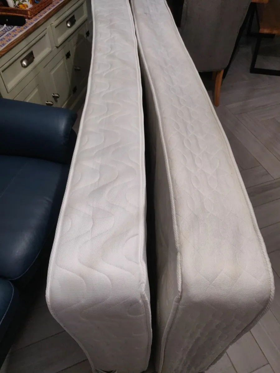 Single mattress (two) - Image 2