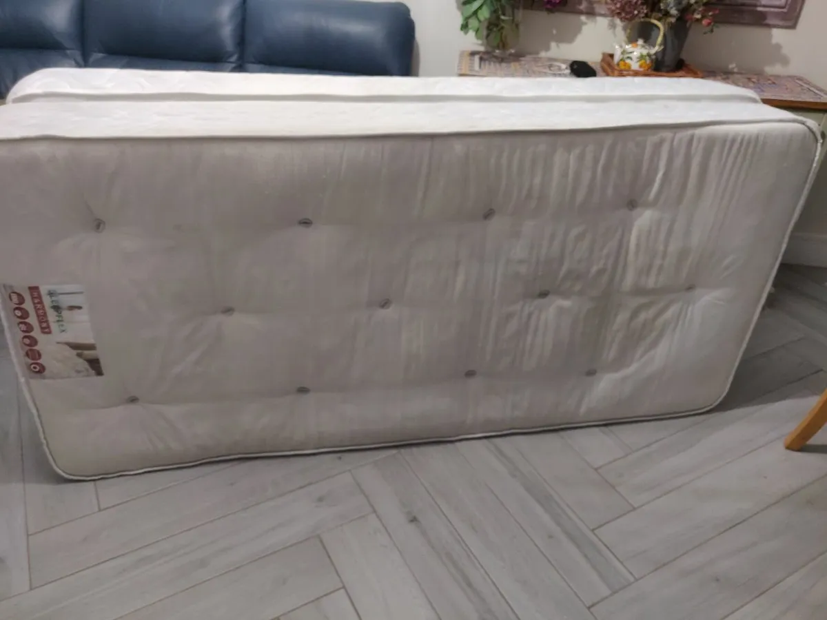 Single mattress (two) - Image 3