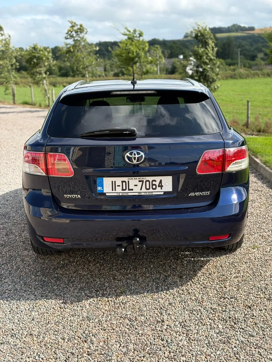 2011 Toyota Avensis 2.0 D4D Aura - Image 3