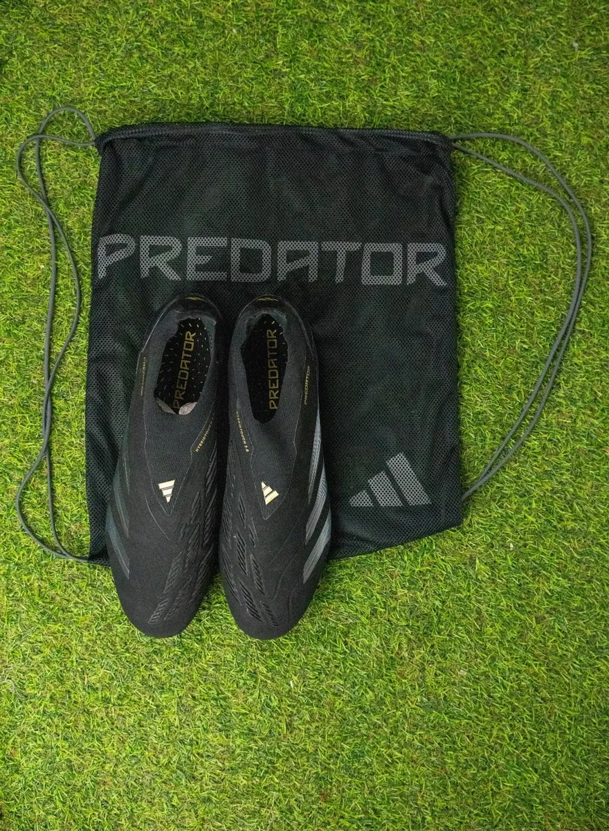 UK 12 Adidas Predator Elite Laceless FG Dark Spark - Image 2