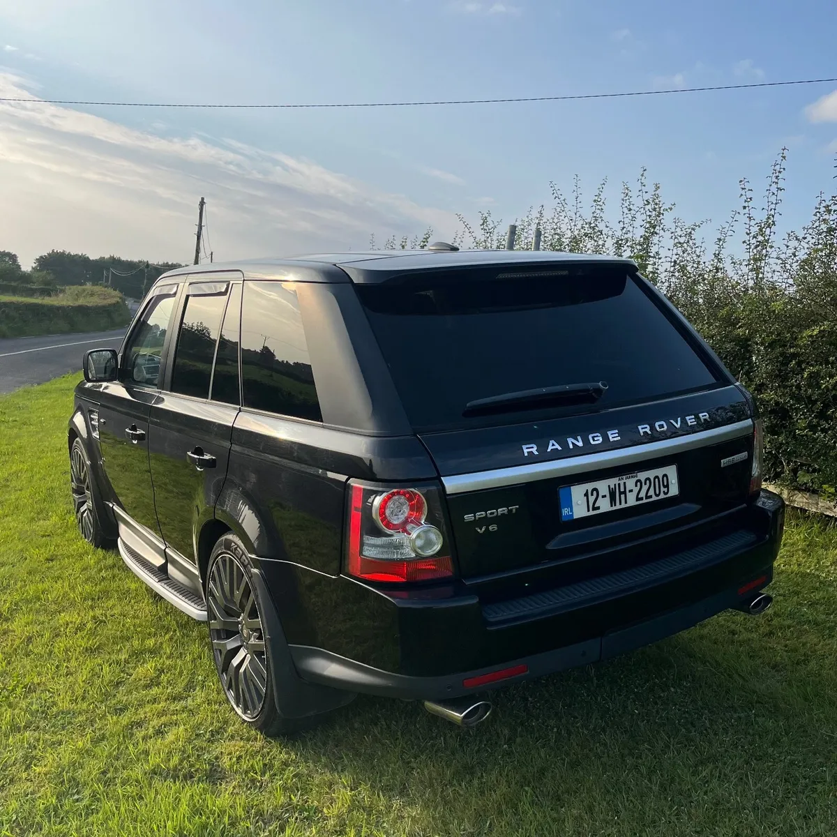 Range Rover 2012 Crewcab - Image 4