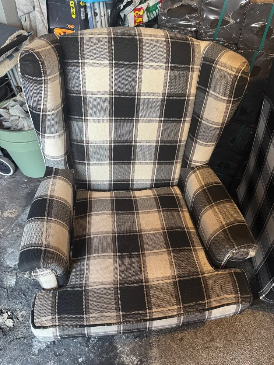 Armchairs - Image 1