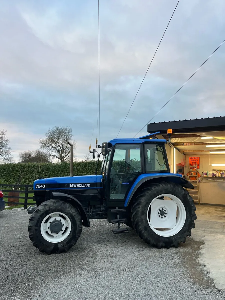 New Holland 7840 - Image 2