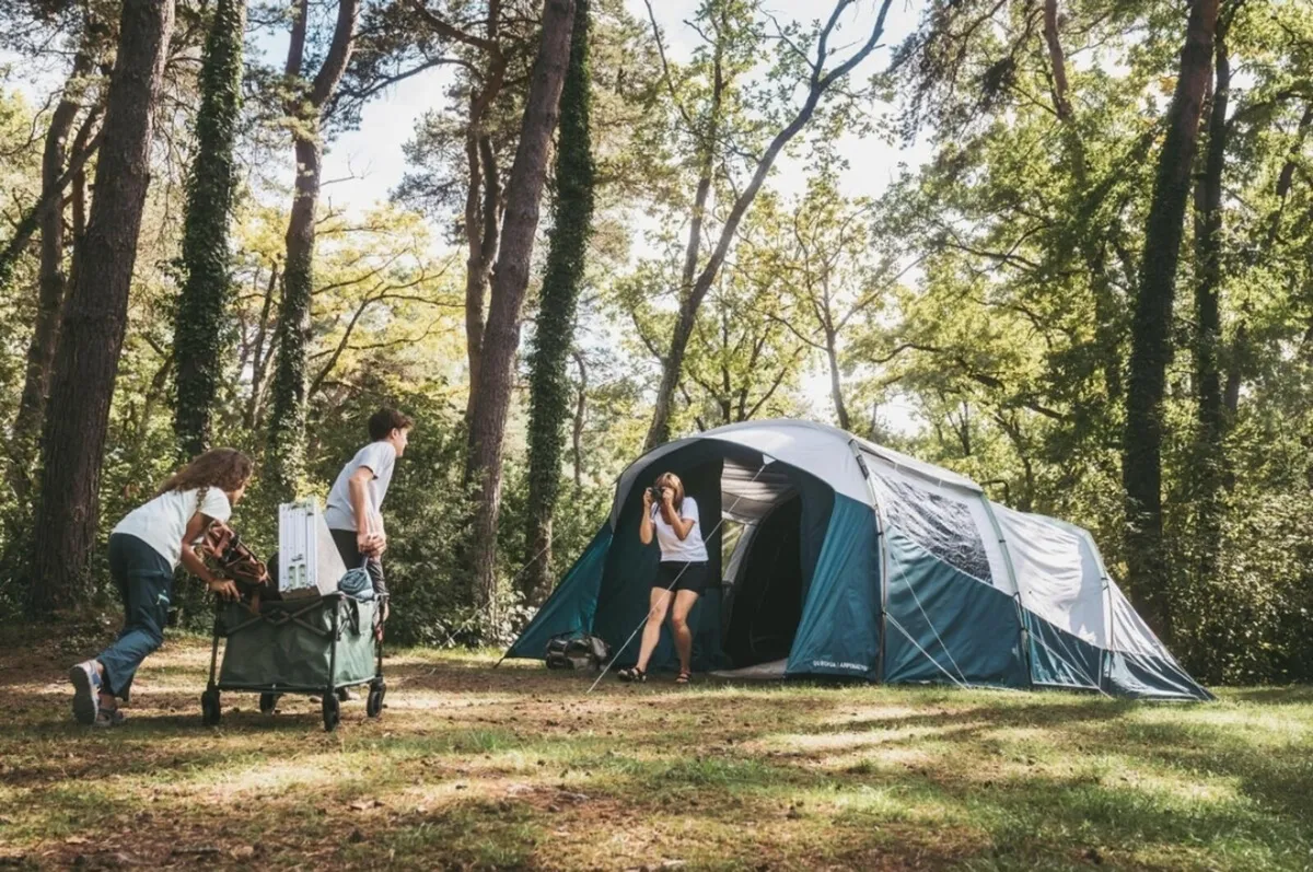 Brand new QUECHUA 5 Man tent - Image 2