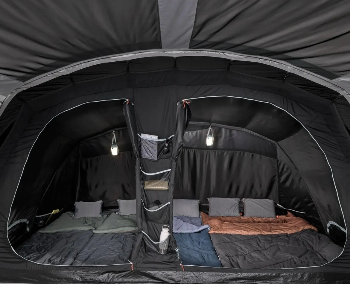 Brand new QUECHUA 5 Man tent - Image 3