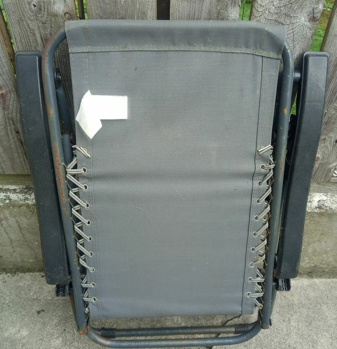 2 matching sun loungers - Image 4