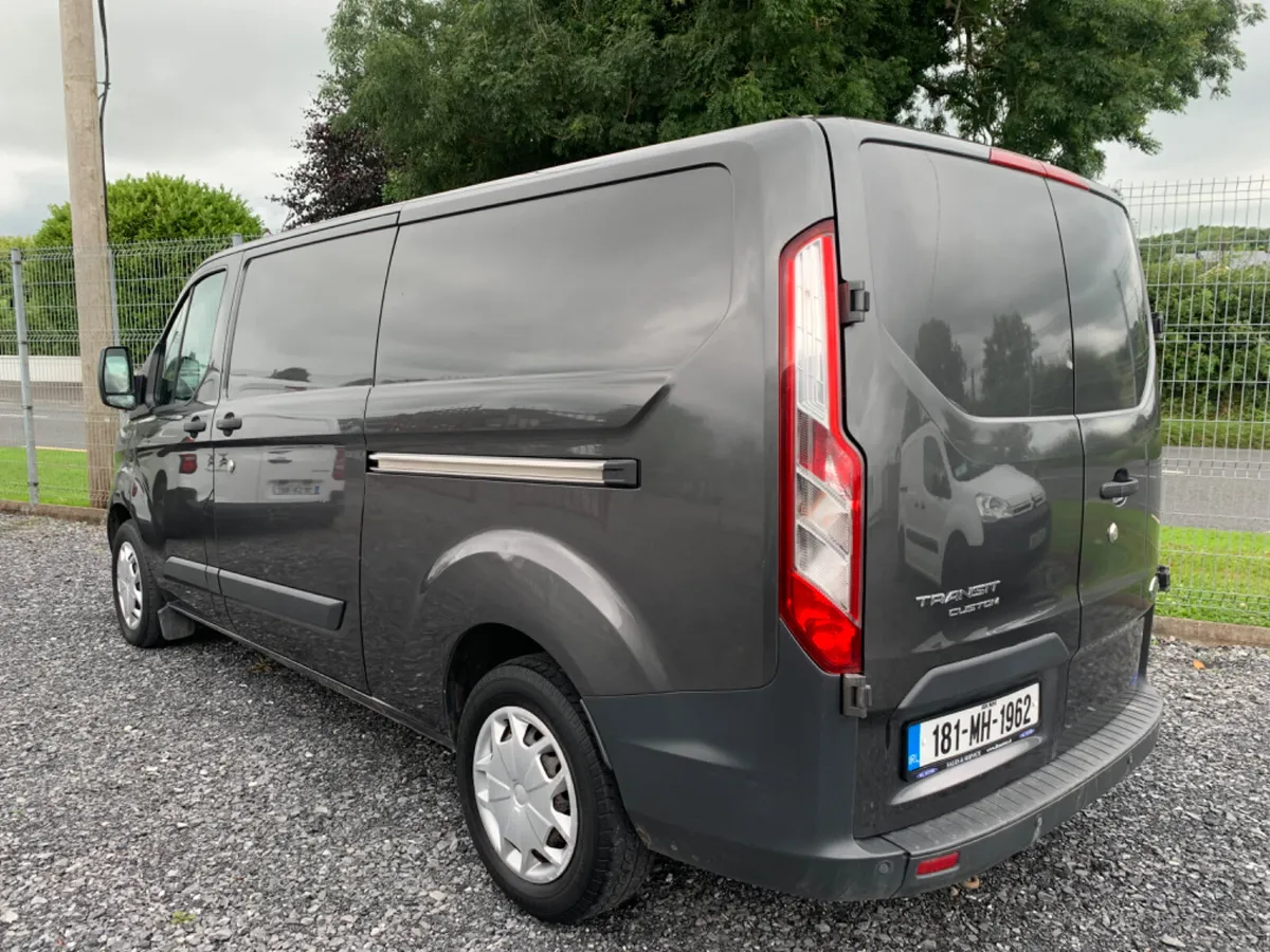 Ford Transit Custom 2018 AUTOMATIC - Image 3
