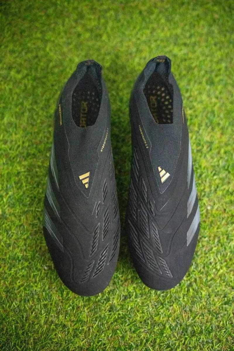 UK 12 Adidas Predator Elite Laceless FG Dark Spark - Image 4