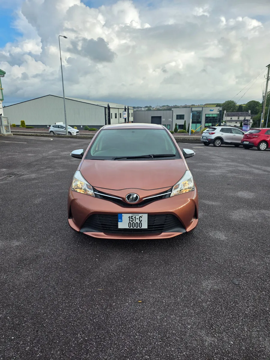 2015 Toyota Vitz  Jevella - Image 3