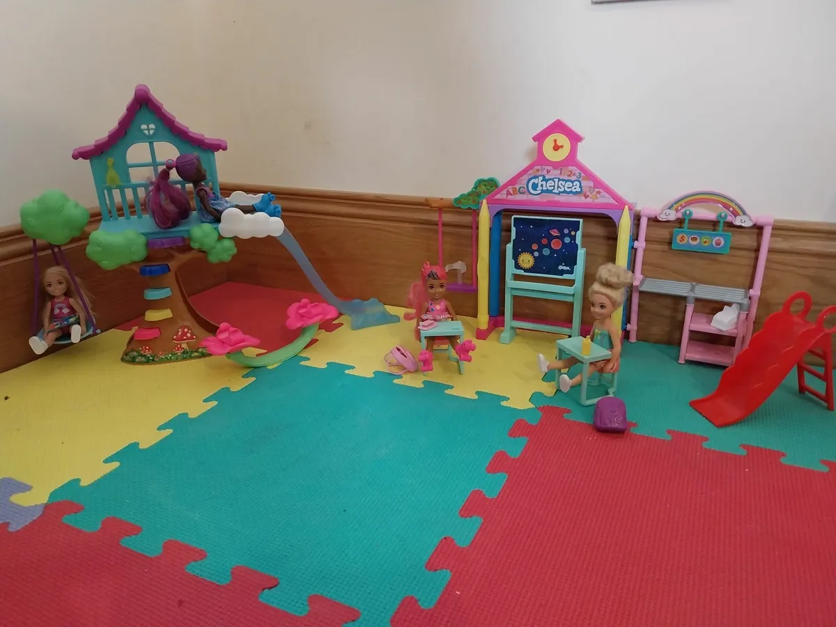 Chelsea Barbie Sets with Dolls