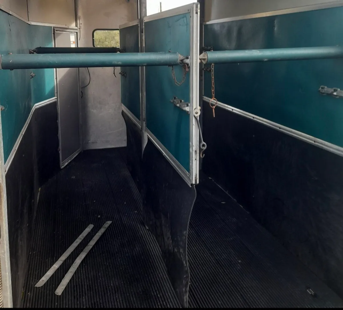 Ifor williams 505 dividers