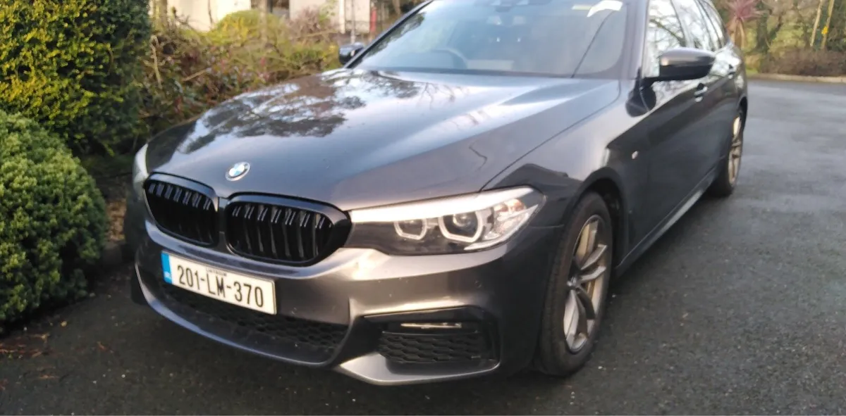 BMW 520D Touring - Image 1