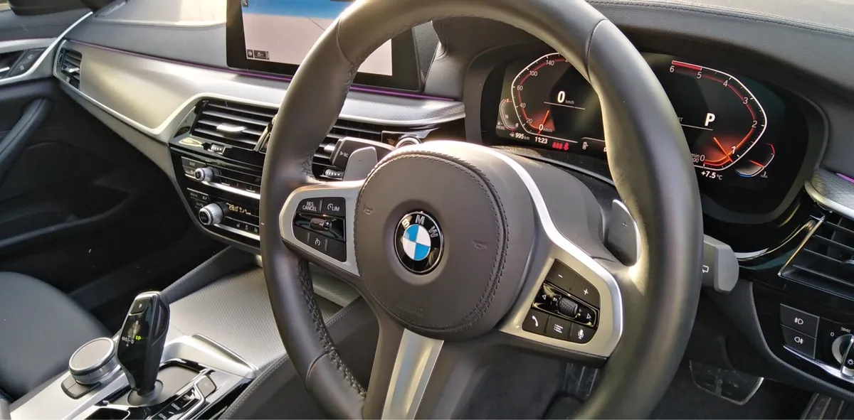 BMW 520D Touring - Image 4