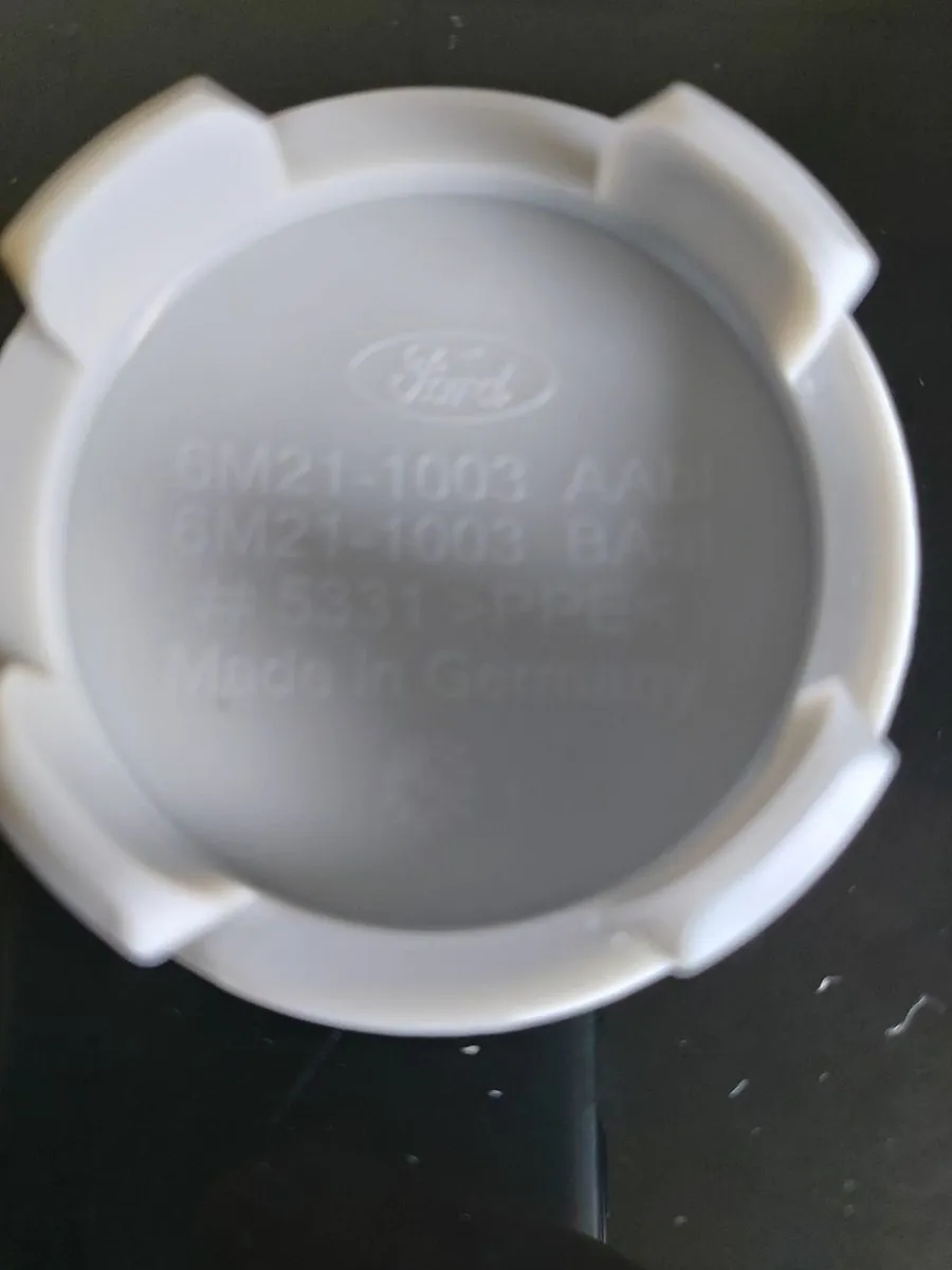 4 x Ford Centre Caps - FREE POST - Image 2